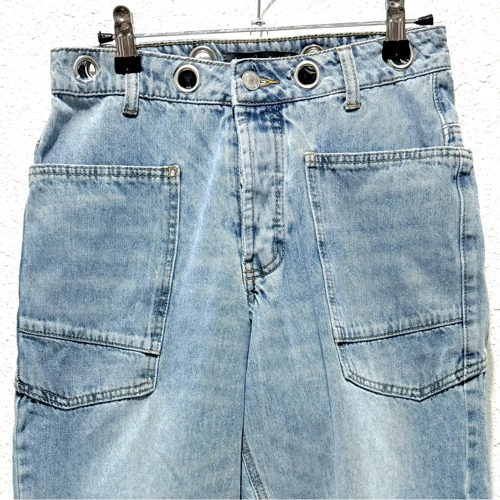 Cali1850 barrel legs big patch pockets Women's Light Blue Jeans‎ 1/25